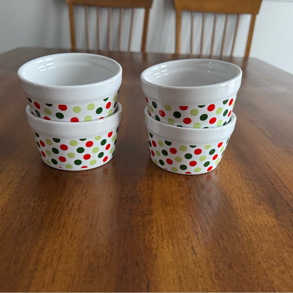Holiday dot large ramekin